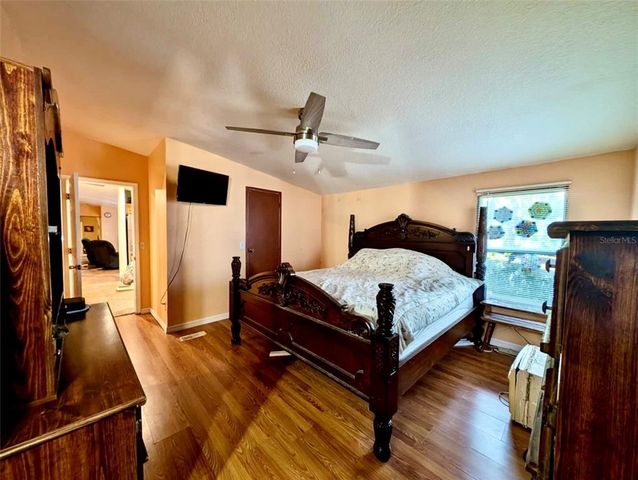 364 COUNTY ROAD 309, Satsuma, FL 32189