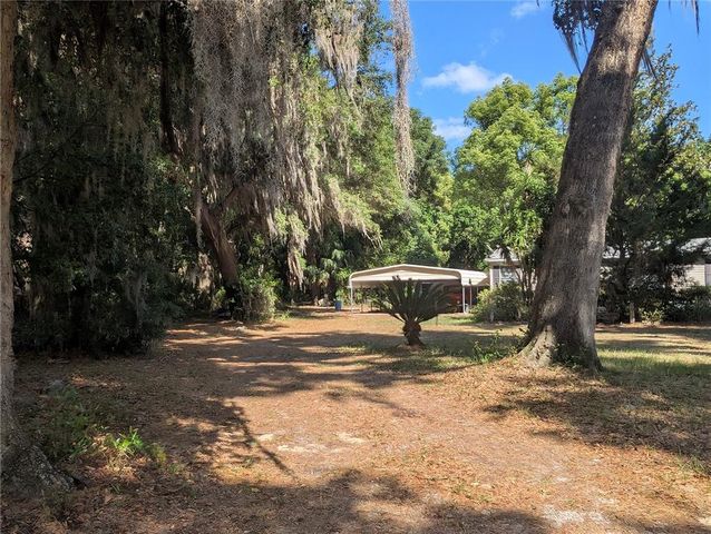 364 COUNTY ROAD 309, Satsuma, FL 32189