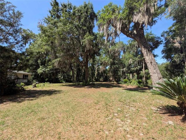 364 COUNTY ROAD 309, Satsuma, FL 32189