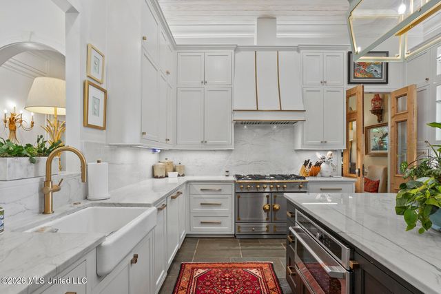 2086 Culleywood Road, Jackson, MS 39211