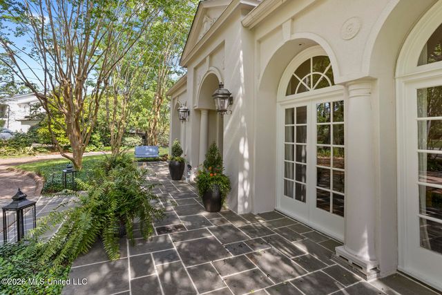 2086 Culleywood Road, Jackson, MS 39211