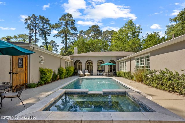 2086 Culleywood Road, Jackson, MS 39211