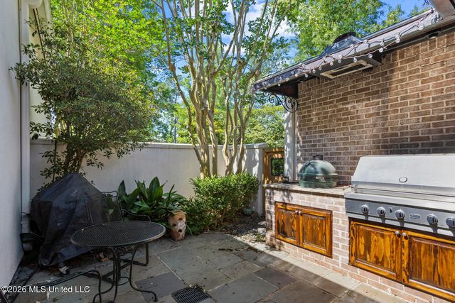 2086 Culleywood Road, Jackson, MS 39211