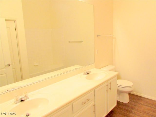 2305 West Horizon Ridge Parkway 1422, Henderson, NV 89052