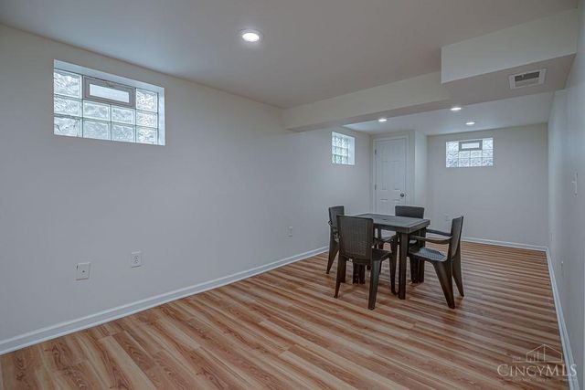 29 Dayspring Terrace, Greenhills, OH 45218