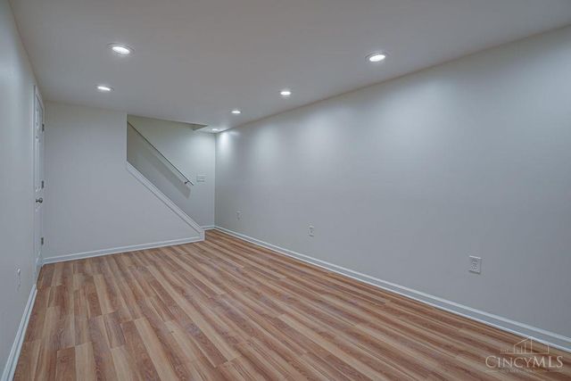 29 Dayspring Terrace, Greenhills, OH 45218