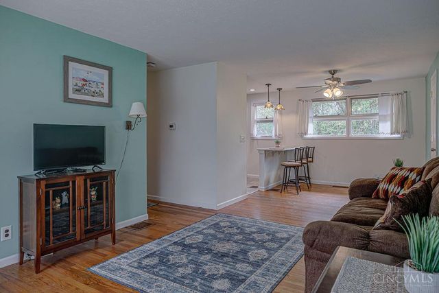 29 Dayspring Terrace, Greenhills, OH 45218