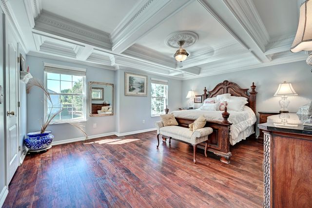 6248 Castle Oak Drive, Florence, KY 41042