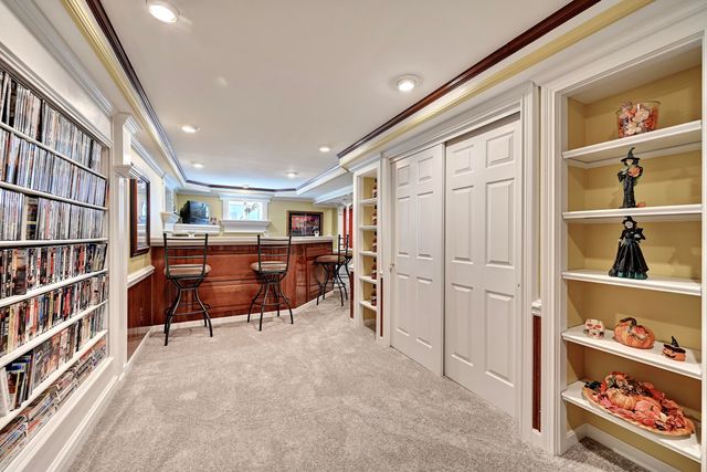 6248 Castle Oak Drive, Florence, KY 41042