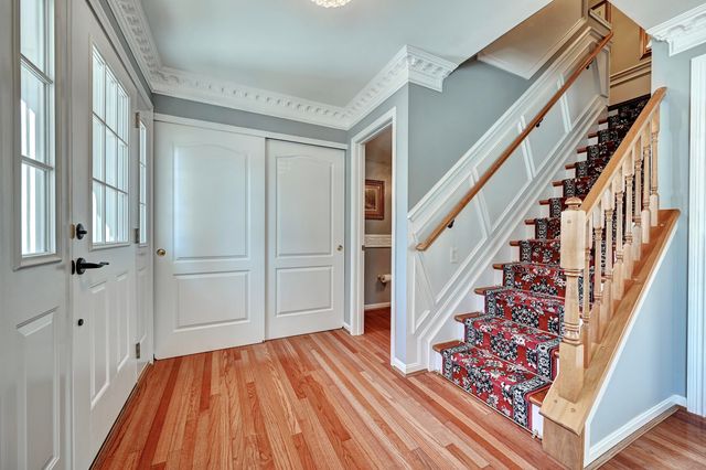 6248 Castle Oak Drive, Florence, KY 41042
