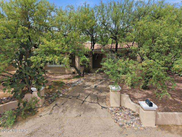12501 E Gold Dust Drive, Tucson, AZ 85749