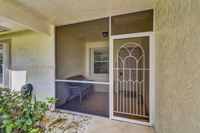 3212 S Anthony Cir S 1, West Palm Beach, FL 33417
