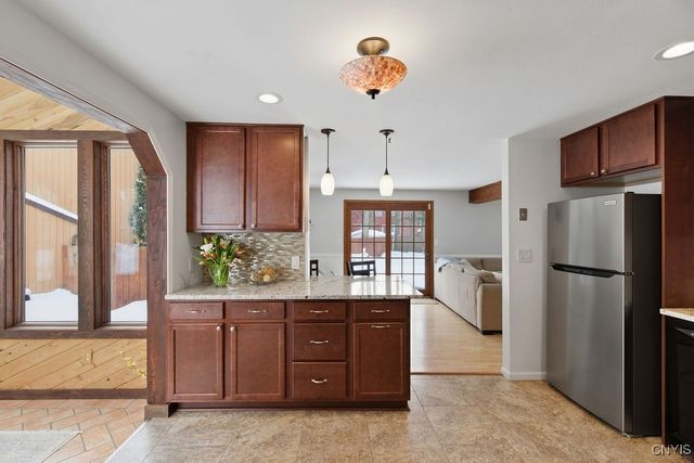 4262 Cactus Circle, Clay, NY 13090