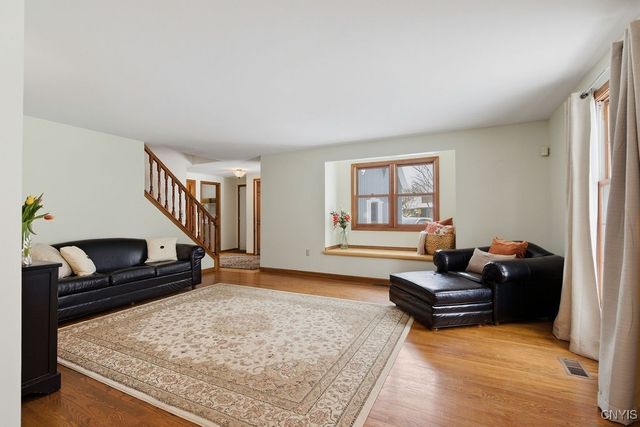 4262 Cactus Circle, Clay, NY 13090