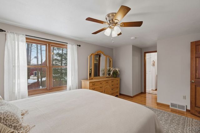 4262 Cactus Circle, Clay, NY 13090