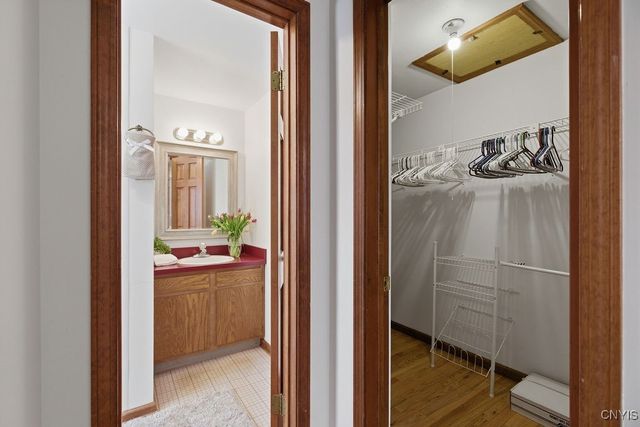 4262 Cactus Circle, Clay, NY 13090