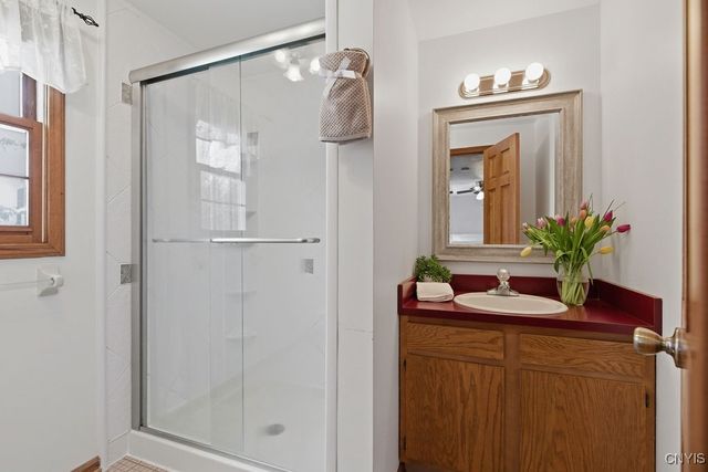 4262 Cactus Circle, Clay, NY 13090