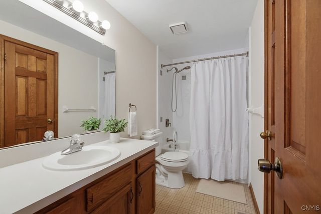 4262 Cactus Circle, Clay, NY 13090