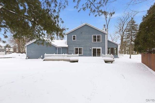 4262 Cactus Circle, Clay, NY 13090