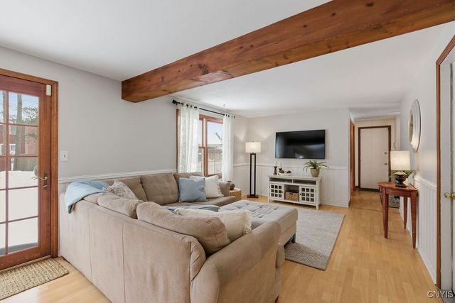 4262 Cactus Circle, Clay, NY 13090