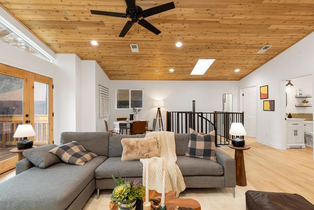 53045 Rockmere, Idyllwild, CA 92549