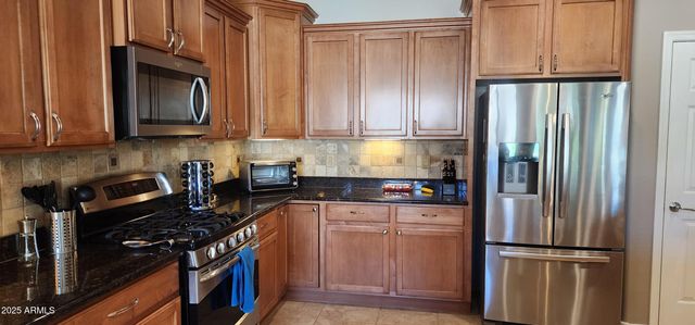 27244 W Potter Drive, Buckeye, AZ 85396