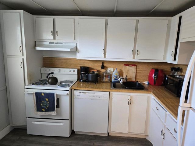 8390 Sands Point Boulevard F209, Tamarac, FL 33321