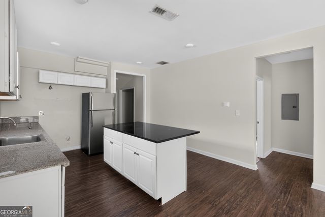 1596 Jonesboro Road SE, Atlanta, GA 30315