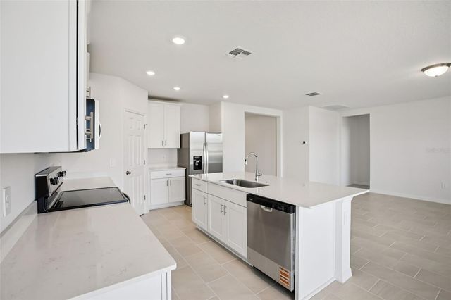 3857 GIORGIO DRIVE, Winter Haven, FL 33884