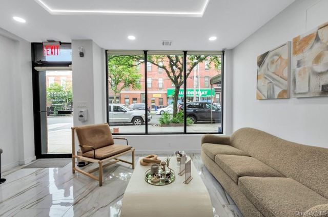 2070A Steinway Street, Astoria, NY 11105