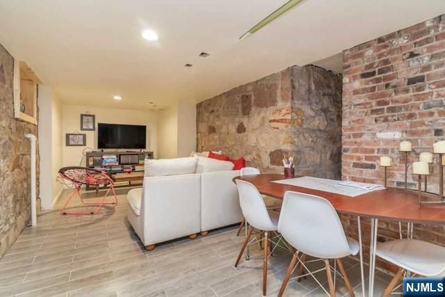 48 Stelfox Street, Demarest, NJ 07627