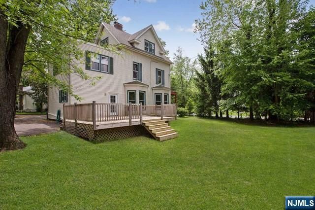 48 Stelfox Street, Demarest, NJ 07627
