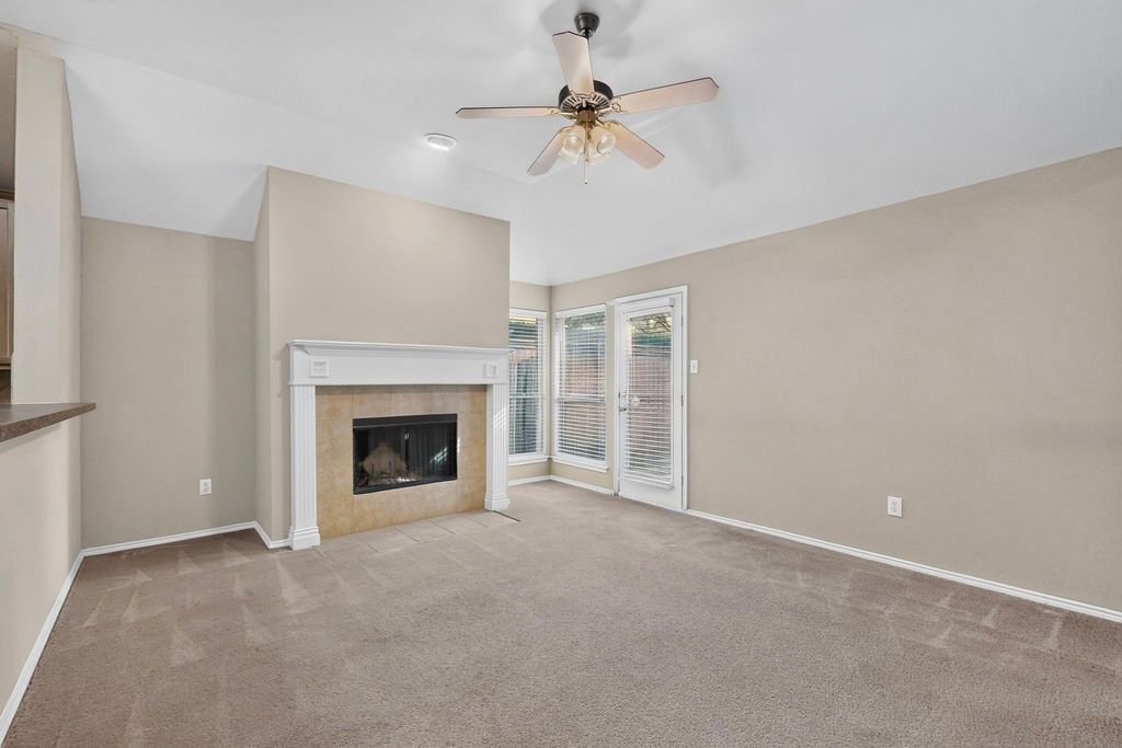 2954 Cowboy Drive, Dallas, TX 75237 — photo 3
