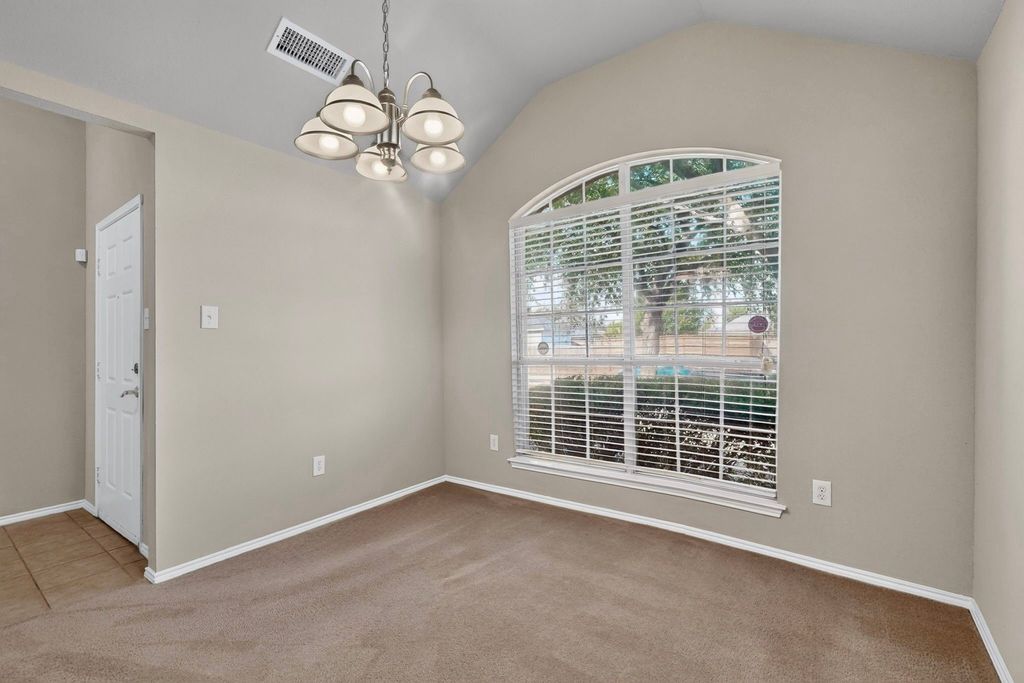 2954 Cowboy Drive, Dallas, TX 75237 — photo 4