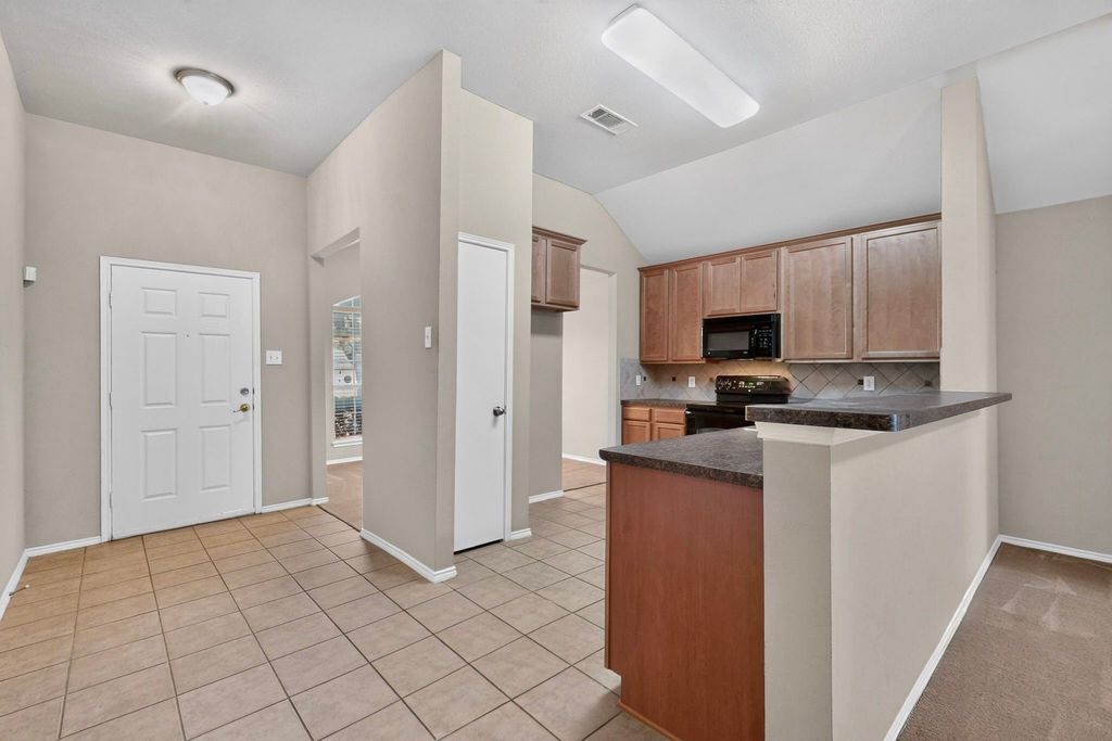 2954 Cowboy Drive, Dallas, TX 75237 — photo 5