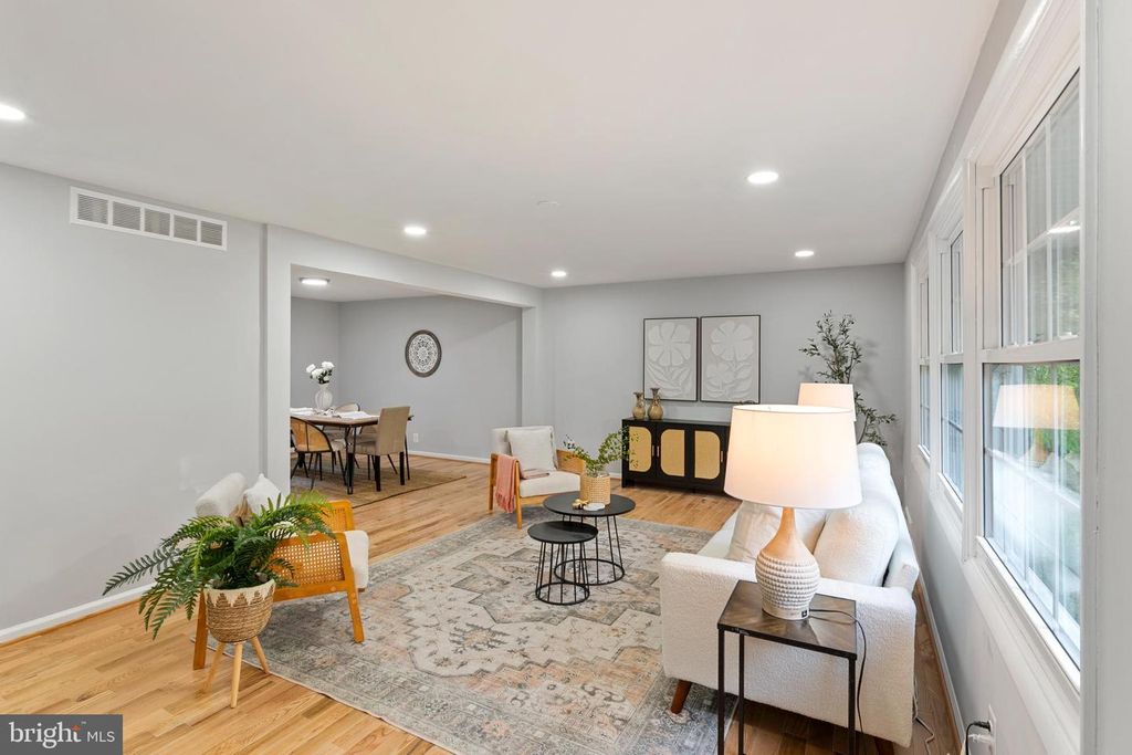 5305 HESPERUS DR, Columbia, MD 21044