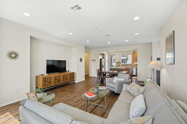 174 Prairie Street, Camarillo, CA 93010