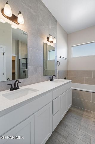 13941 Paseo Honor Court, Horizon City, TX 79928