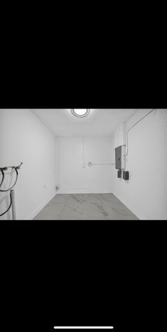 1112 NW 43rd Terrace, Lauderhill, FL 33313