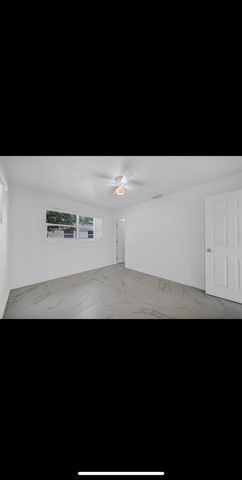 1112 NW 43rd Terrace, Lauderhill, FL 33313
