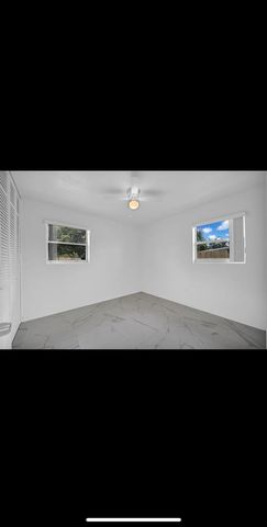 1112 NW 43rd Terrace, Lauderhill, FL 33313