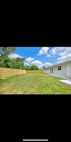 1112 NW 43rd Terrace, Lauderhill, FL 33313