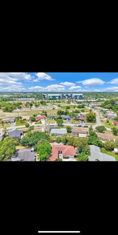 1112 NW 43rd Terrace, Lauderhill, FL 33313