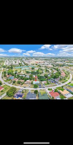 1112 NW 43rd Terrace, Lauderhill, FL 33313