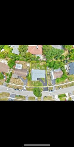 1112 NW 43rd Terrace, Lauderhill, FL 33313