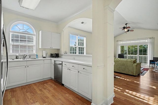 5750 Oyster Catcher Dr Unit 831, North Myrtle Beach, SC 29582