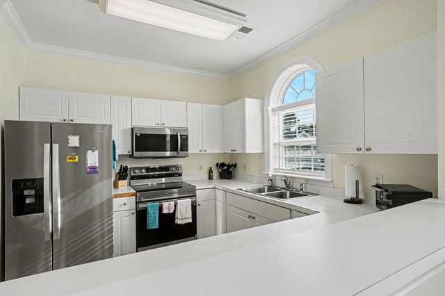 5750 Oyster Catcher Dr Unit 831, North Myrtle Beach, SC 29582