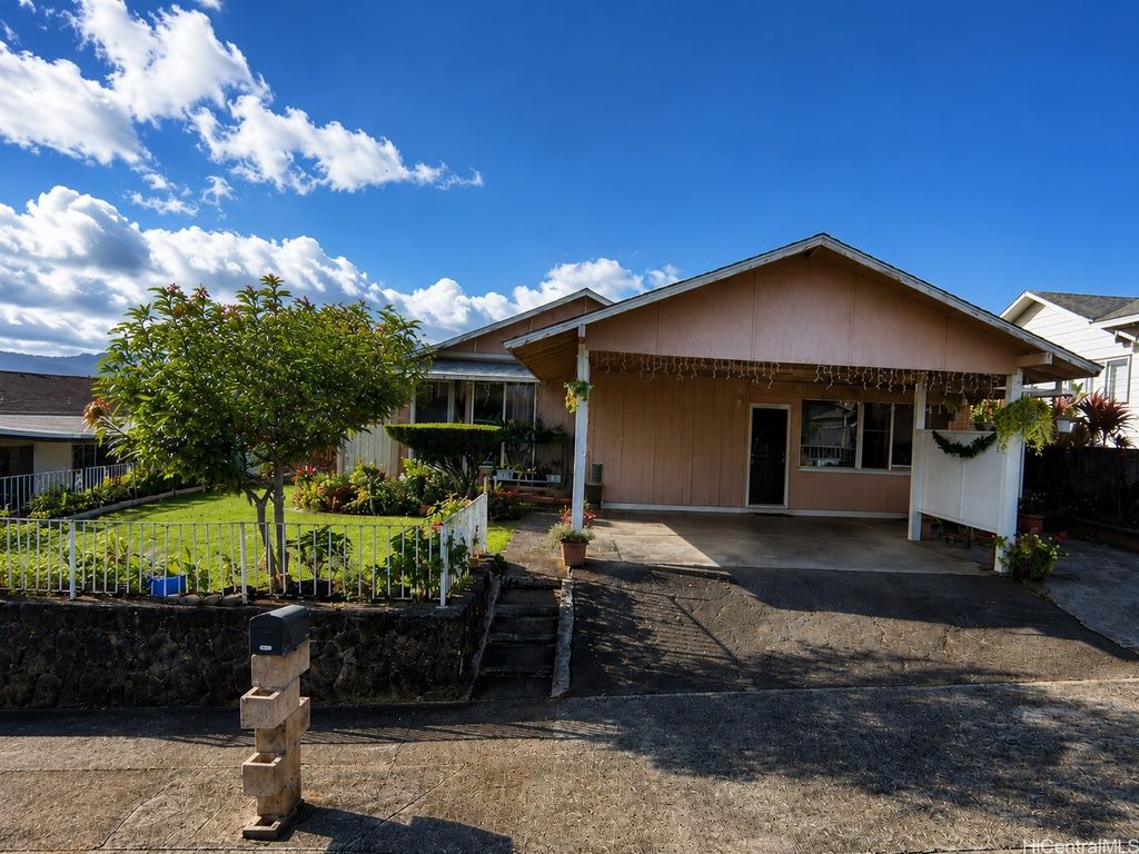 1666 Kaumoli Street, Pearl City, HI 96782