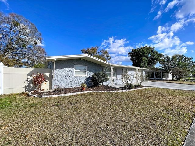 2150 MAUREEN DRIVE, Holiday, FL 34690