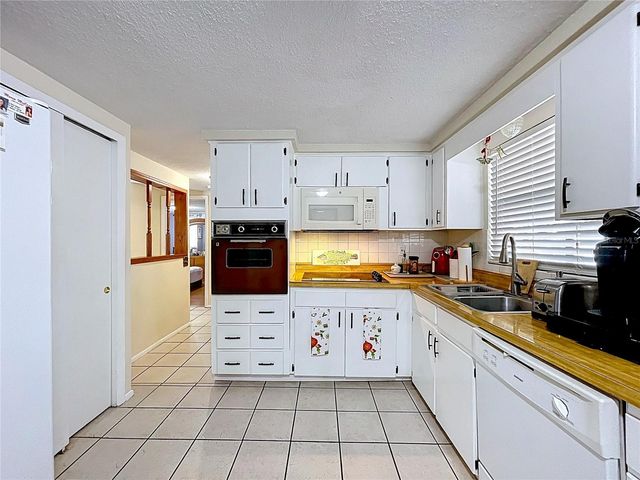 2150 MAUREEN DRIVE, Holiday, FL 34690